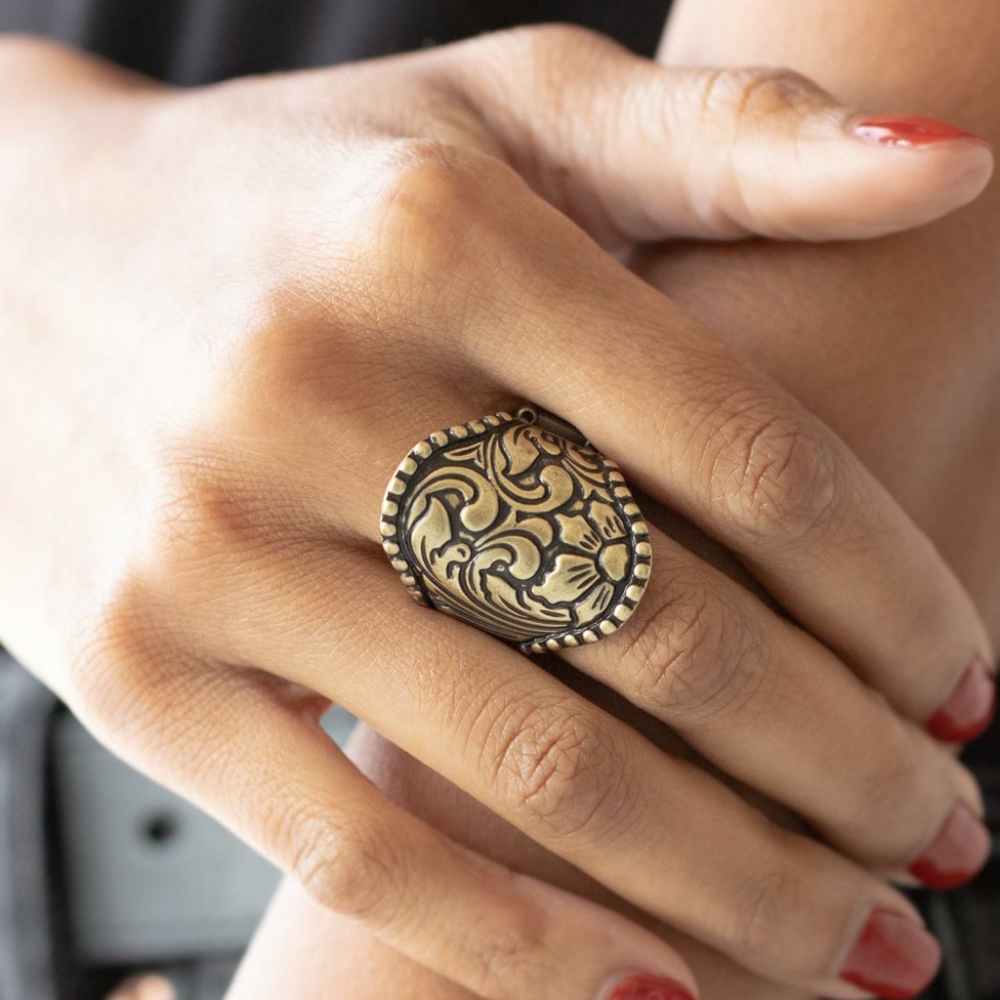 Oceanic Oasis Brass Ring